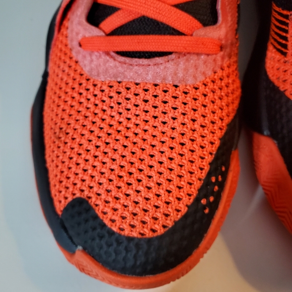 Adidas D.O.N Issue 1 Donovan Mitchell Spider Stamp Solar Red Orange Black Size 9 - Picture 4 of 16